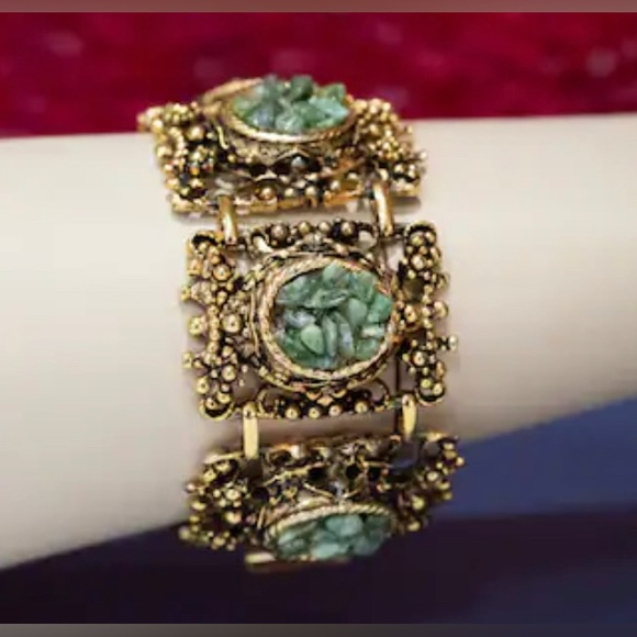 VINTAGE 1970s JADE BRACELET - Picture 4 of 4